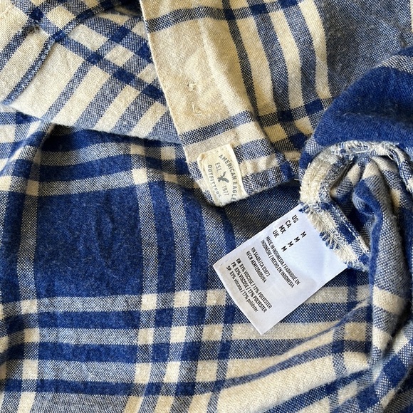 American Eagle Boyfriend Fit Plaid Shirt - Picture 4 of 4